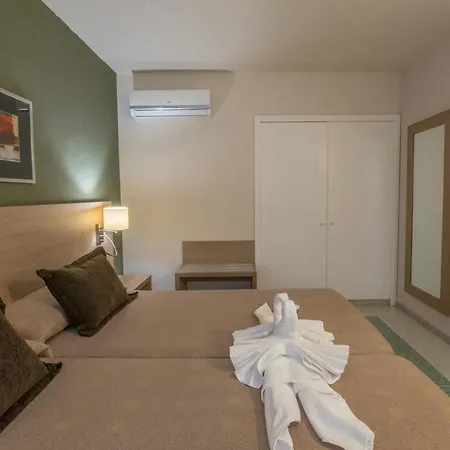 Hotel Relaxia Lanzasur Club - Aqualava Water Park Playa Blanca (Lanzarote)