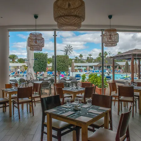 Relaxia Lanzasur Club - Aqualava Water Park Playa Blanca (Lanzarote)