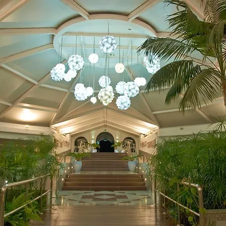 מלון Relaxia Lanzasur Club - Aqualava Water Park 3*