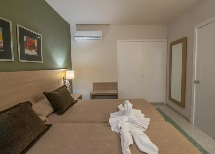 Hotel Relaxia Lanzasur Club - Aqualava Water Park Playa Blanca (Lanzarote)